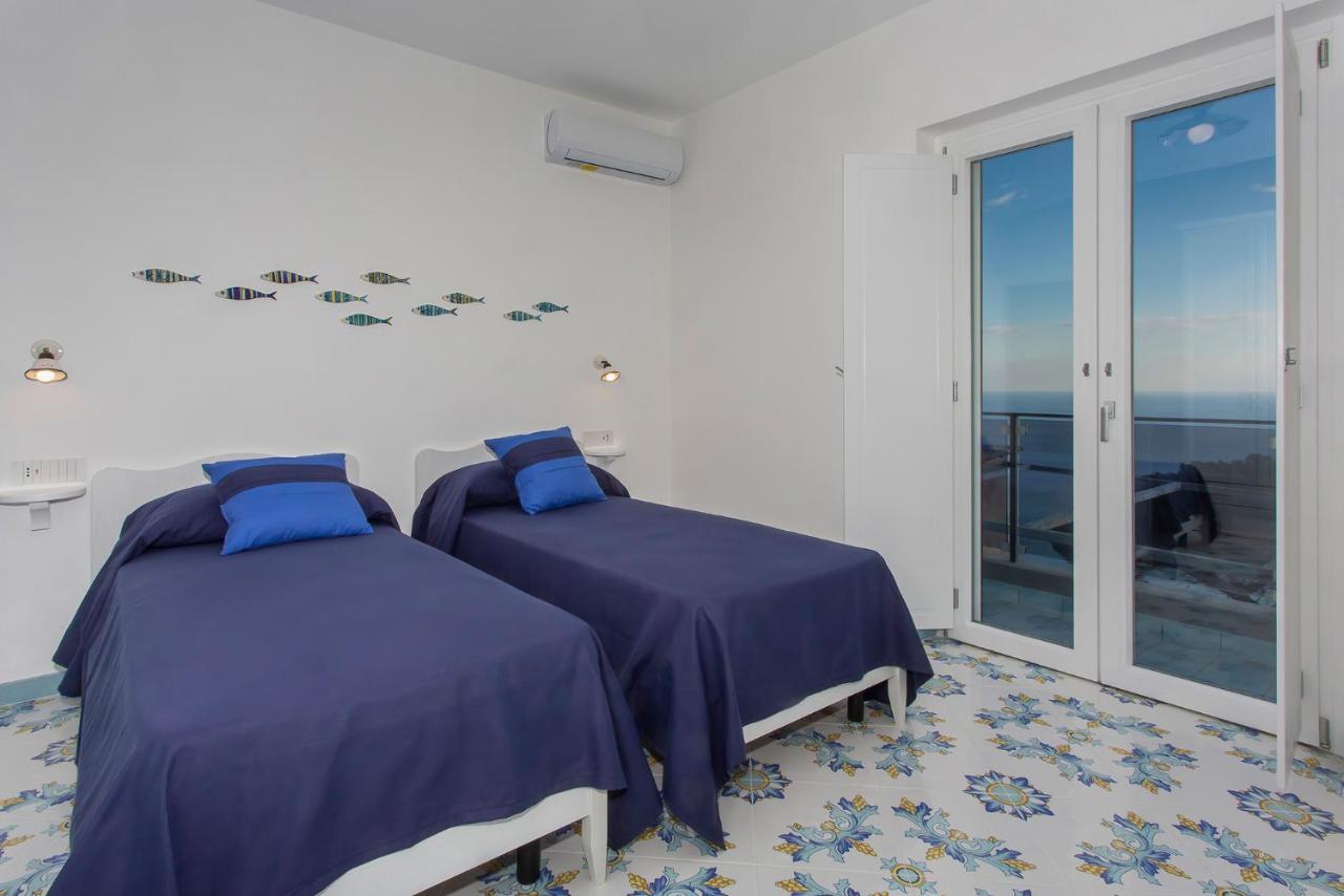 Апартаменты Domus Teresia - Amalfi Coast Фуроре Экстерьер фото